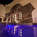 Casasantantonio 18th Century Luxury Mansion Apartment *