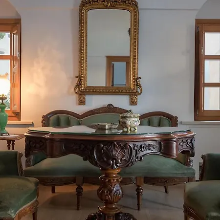 Casasantantonio 18th Century Luxury Mansion Apartmán Fira (Santorini)