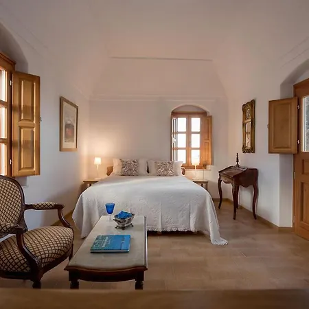 Casasantantonio 18th Century Luxury Mansion *