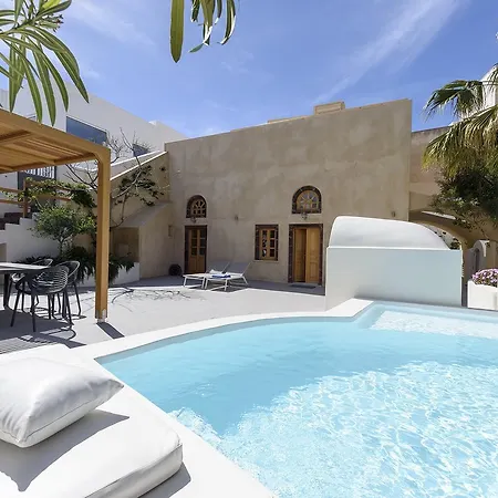 Casasantantonio 18th Century Luxury Mansion Fira (Santorini)