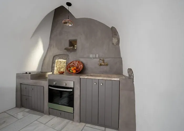 Casasantantonio 18th Century Luxury Mansion