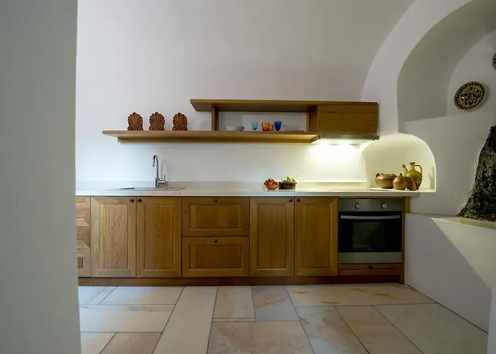 Casasantantonio 18th Century Luxury Mansion